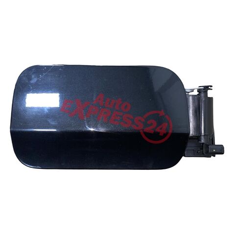 BMW 3 F31 318D touring r.v. 2016 černá metalíza kód barvy 475 víko nádrže