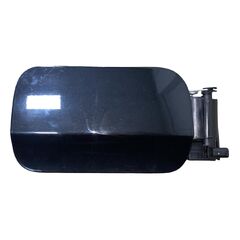 BMW 3 F31 318D touring r.v. 2016 černá metalíza kód barvy 475 víko nádrže