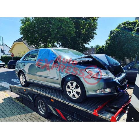 Náhradní díly Škoda Octavia 2 sedan FL 2012 CAYC LHW LF8L