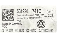 VW Golf 7 kombi r.v. 2018 naftové budíky 5G1920741C
