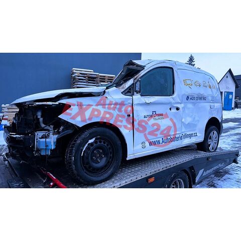 Vůz na náhradní díly Caddy 5K 2023 DTRE UWX LB9A