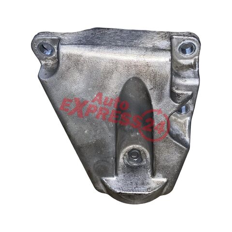 Levý držák převodovky 3D0399113AS