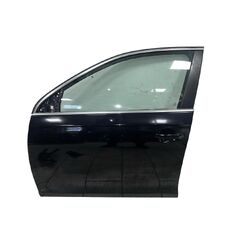 VW Golf 6 kombi r.v. 2011 černá metalíza kód barvy LC9X levé přední dveře