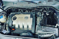 Veškeré náhradní díly VW Passat B6 kombi 2006 BMP JLU LD5Q