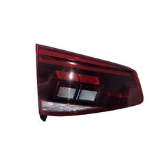 VW Passat B8 facelift kombi r.v. 2022 levé zadní vnitřní světlo 3G9945093H