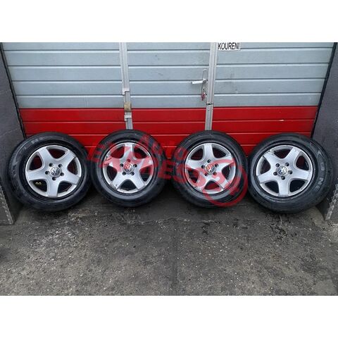 VW kola 235/65/R17 7,5Jx17H2 ET55 letní 3,4mm 7L6601025B