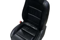 VW Tiguan 5N r.v. 2009 sedačky