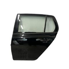 VW Golf 6 hatchback r.v. 2013 černá barva kód barvy l041 levé zadní dveře