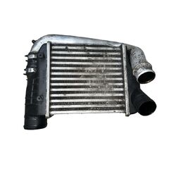 Audi A6 4F sedan r.v. 2009 levý intercooler 4F0145805AF