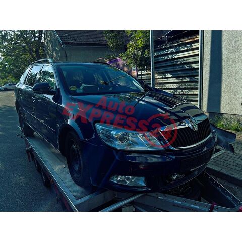 Vůz na díly Škoda Octavia 2 FL kombi 2012 CAYC LHW LF5A