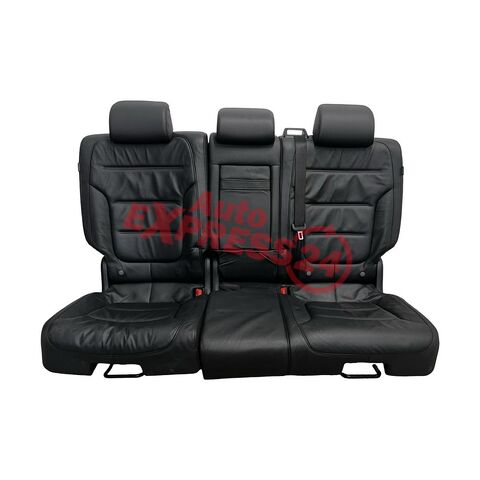 VW Touareg 7P facelift r.v. 2016 sedačky