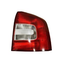 Škoda Octavia 2 RS facelift kombi r.v. 2010 pravé zadní vnější světlo 1Z9945096A