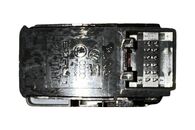 Seat Leon 5F kombi r.v. 2017 tlačítko elektrické brzdy 575927225