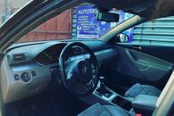 Veškeré náhradní díly VW Passat B6 kombi R-line CBA KXX LC8Z