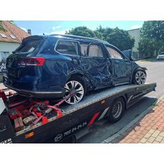 Vůz na náhradní díly VW Passat B8 FL kombi 2022 DTUA UEL LP5M