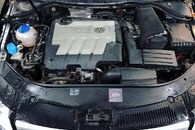 VW Passat B6 kombi r.v. 2008 černá metalíza kód barvy LC9X