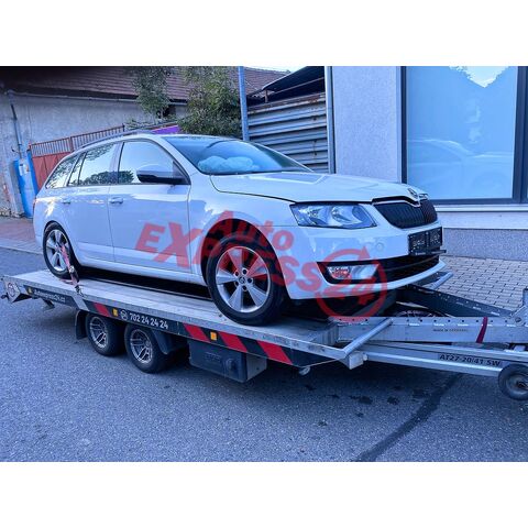 Vůz na náhradní díly Škoda Ocatvia 3 kombi 2017 CXX RTD LF9E