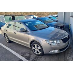 Vůz na náhradní díly Škoda Superb 2 sedan 2009 CBBB KPS LF8H