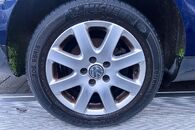 Vůz na náhradní díly VW Passat B6 sedan 2010 CDGA MGM LD5Q