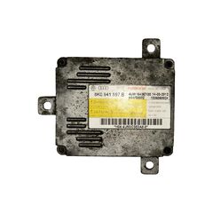 VW Passat B7 kombi r.v. 2013 řídící jednotka xenonu 8K0941597B