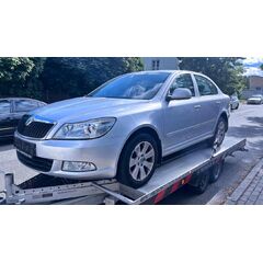 Vůz na náhradní díly Škoda Octavia 2 FL 2012 CAYC LHW LA7W