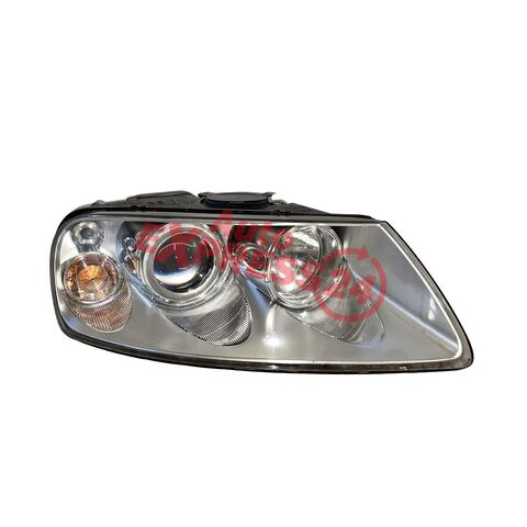 VW Touareg 7L r.v. 2006 pravé přední světlo halogen 7L6941016CE