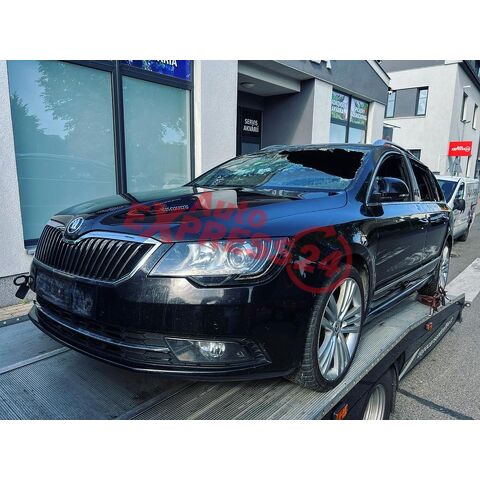 Vůz na náhradní díly Škoda Superb 2 FL 2015 CFFB NFU LF9R