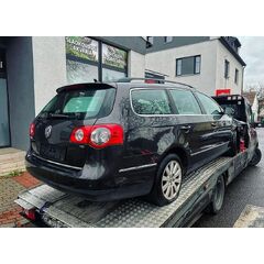 Vůz na náhradní díly VW Passat B6 kombi 2010 CAYC MDM LC8Z