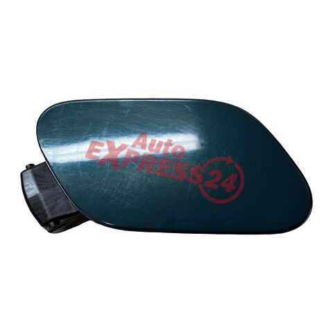 VW Golf 7 kombi r.v. 2018 tmavě zelená "PfauGreen" metalíza kód barvy LR6Z víko nádrže