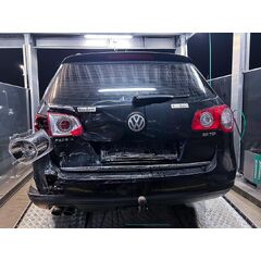 Vůz na náhradní díly VW Passat B6 kombi 2010 CBBB KXZ LC9X