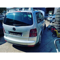 Veškeré náhradní díly VW Touran facelift 2010 BMN JMA LA7W