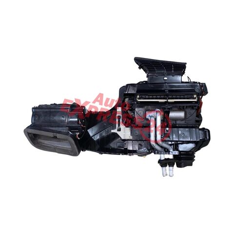 Audi Q5 8R r.v. 2012 topení 8K1820005BC 8K0820521B