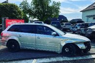 Veškeré náhradní díly AUDI A4 B7 8E Avant 2005 BLB HCF LY7W