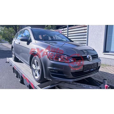 Vůz na náhradní díly VW Golf 7 kombi 2015 CLHA MWW LA7N