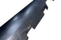 Audi A8 D4 4H sedan r.v. 2010 černá metalíza kód barvy LZ9Y pravý práh