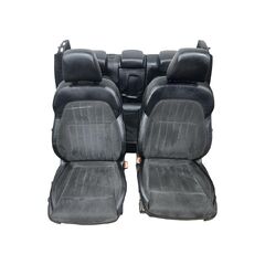 Škoda Superb 3 kombi r.v. 2017 sedačky černá kůže v kombinaci s alcantarou