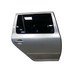 Škoda Octavia 2 facelift kombi r.v. 2013 stříbrná metalíza barva kód barvy LA7W 9156 8E8E pravé zadní dveře