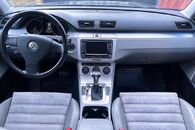 Vůz na náhradní díly VW Passat B6 kombi 2009 CBAB LQV LC9X