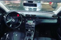 Veškeré náhradní díly VW Passat B6 kombi 2007 BXE JCX LA5E