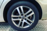 Veškeré náhradní díly VW Golf 6 kombi 2011 CFHC LHD LR7L