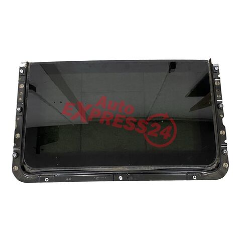 BMW 3 F31 318D touring r.v. 2016 střešní okno