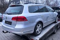 Vůz na náhradní díly VW Passat B7 kombi 2012 CAYC MYP LA7W