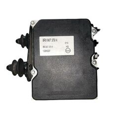 Audi Q5 8R r.v. 2012 řídící jednotka ABS 8R0907379H 8R0614517R