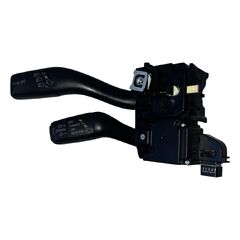 Audi A3 8P Sportback r.v. 2010 levá páčka volantu 8P0953513F