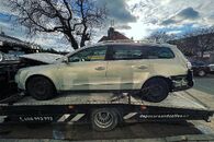 Vůz náhradní díly VW Passat B6 kombi 2010 CBAB KXU LR7L