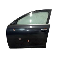 Audi A6 4F sedan r.v. 2007 šedá metalíza kód barvy LZ7Q levé přední dveře