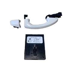 Škoda Octavia 3 sedan r.v. 2014 pravá přední KESSY 5G0837206Q jednotka 5G0959435A