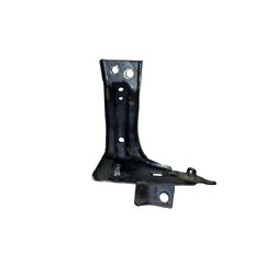 VW Passat B8 kombi r.v. 2015 pravý držák blatníku 3G0821142