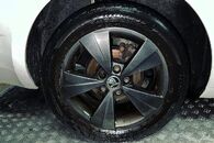 Vůz na náhradní díly Škoda Octavia 3 sedan 2013 CKF PFL LF9E