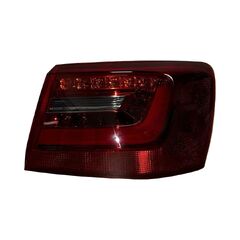 Audi A6 4G avant r.v. 2012 pravé zadní vnější světlo